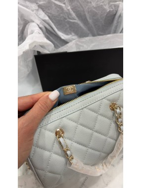 Chanel Premium 19/12 