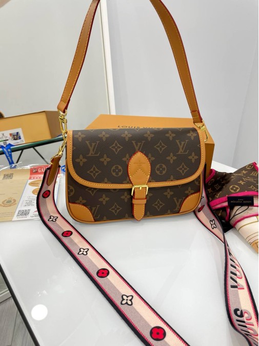 Louis Vuitton 25/15