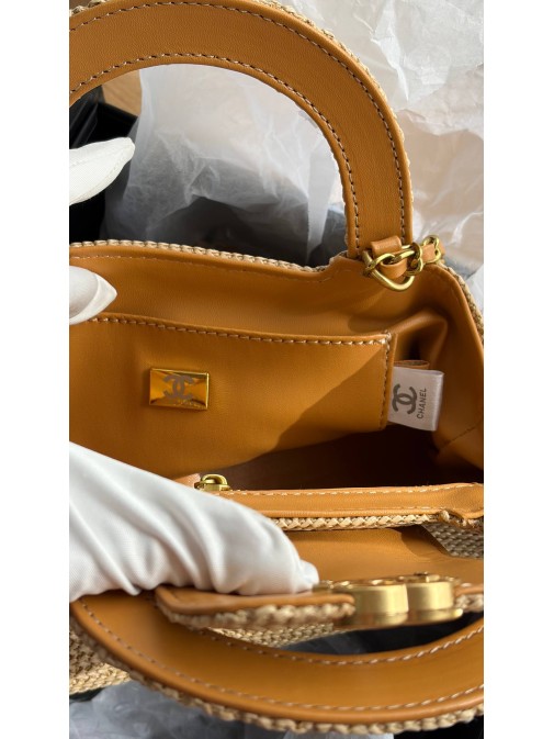 Chanel Premium 19/13