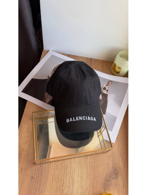 Кепка Balenciaga