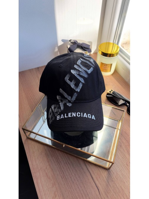 Кепка Balenciaga 