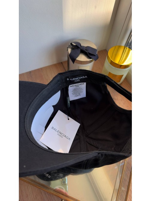 Кепка Balenciaga 