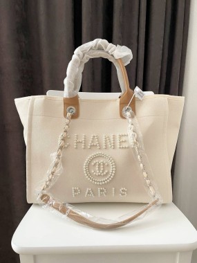 Chanel Premium 49/30
