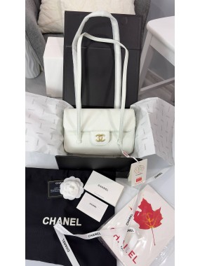 Chanel Premium 22/13