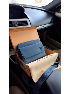 Louis Vuitton Premium 