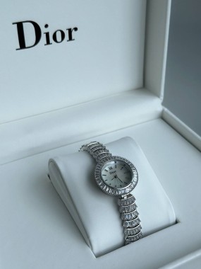 Годинник Dior 