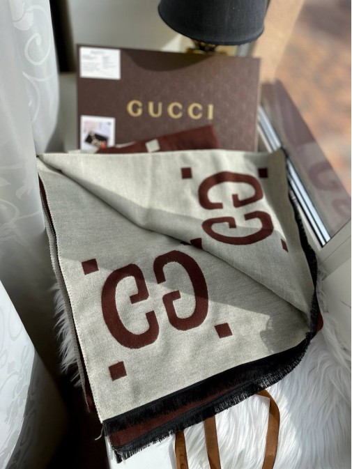 Палантин Gucci