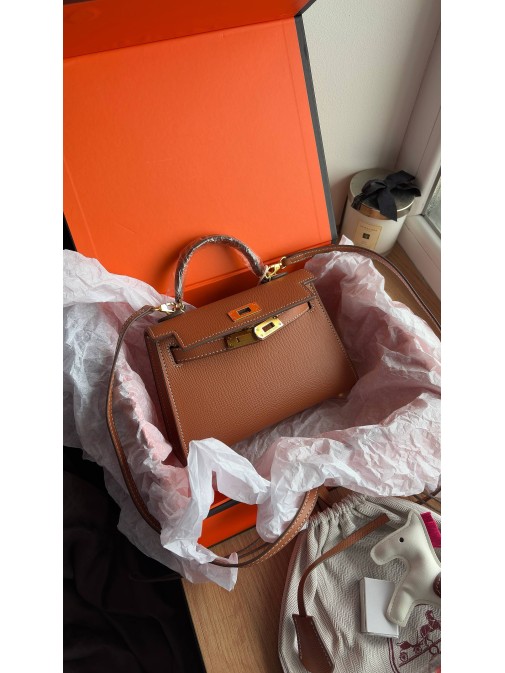 Hermes Kelly 20