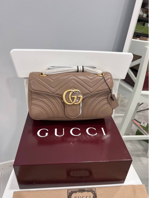 Gucci  Premium  