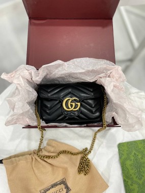 Gucci  Premium  