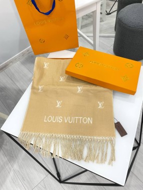 Шикарний, теплий палантин Louis Vuitton  