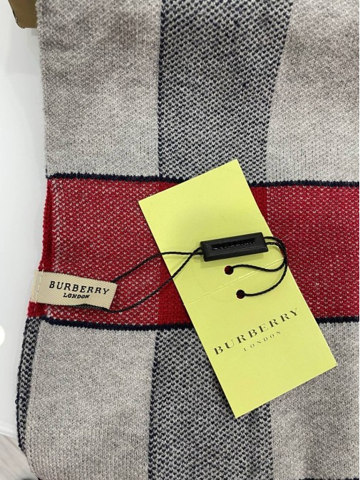 Палантин  Burberry