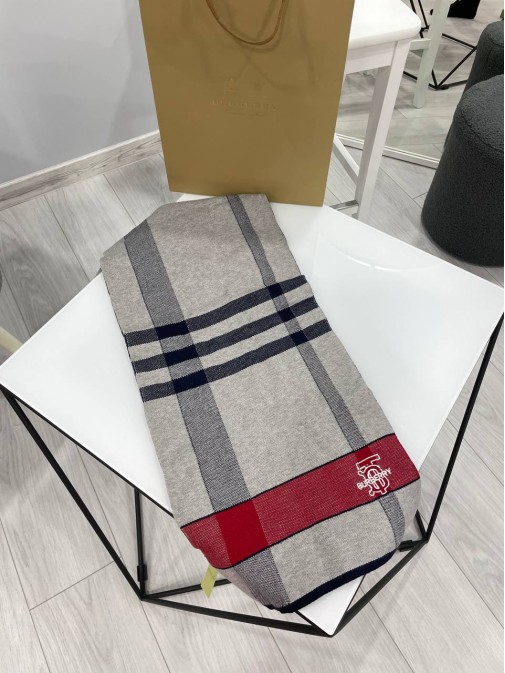 Палантин  Burberry