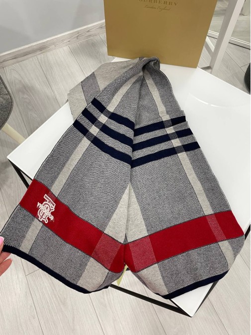 Палантин  Burberry