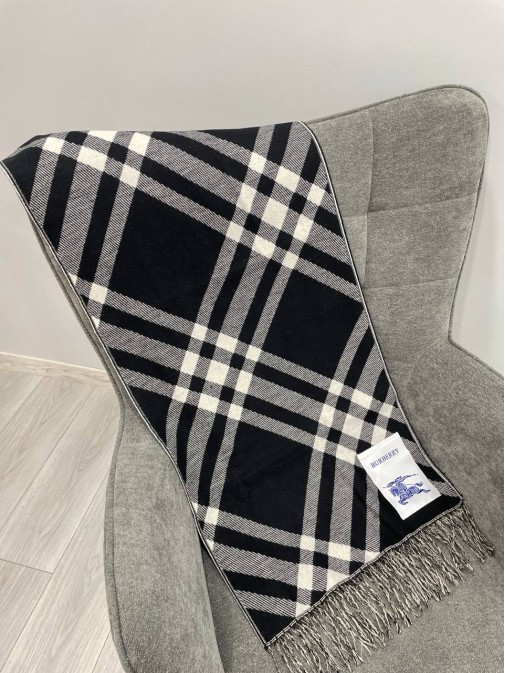 Палантин  Burberry  