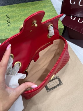 Gucci 26/15