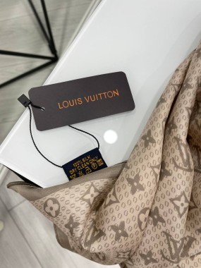 Платок Louis Vuitton  