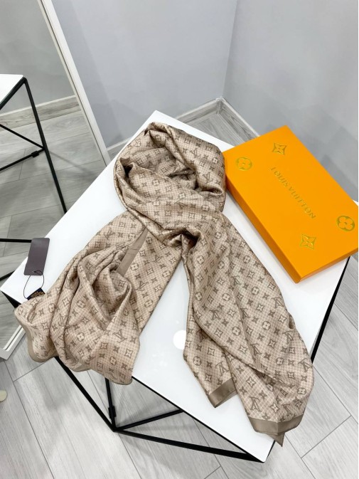Платок Louis Vuitton  