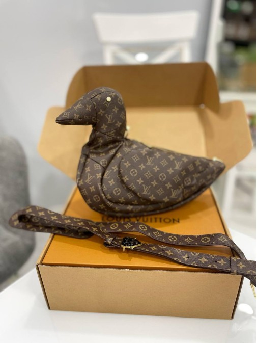 Louis Vuitton Premium :