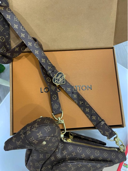 Louis Vuitton Premium :