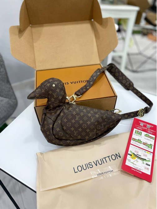 Louis Vuitton Premium :
