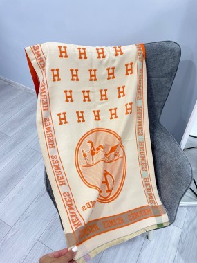 Палантин Chanel  