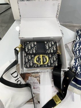 Dior Premium