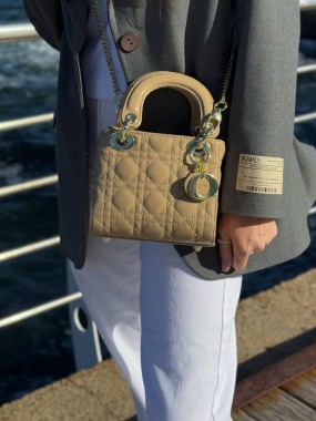 Dior Premium