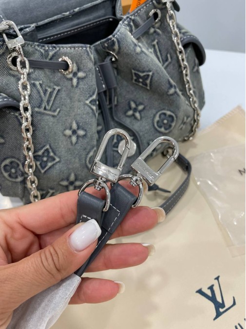 Louis Vuitton Premium 