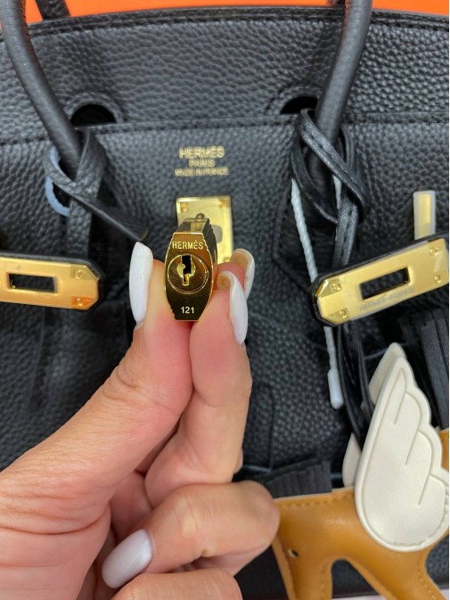 Hermes Birkin Premium: золота фурнітура, 25 см