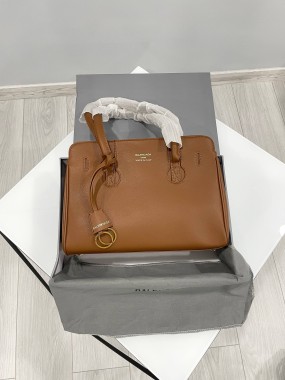BALENCIAGA Premium   