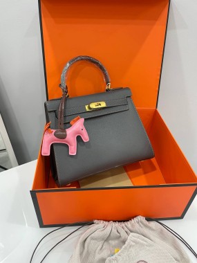 Hermes Kelly 28