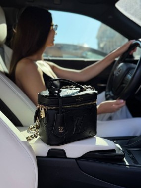 Louis Vuitton Premium