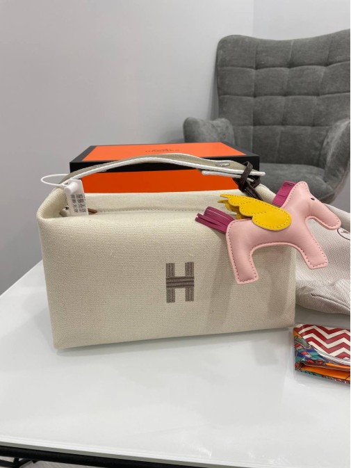 Hermes Premium  