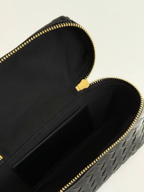 Bottega Veneta Premium