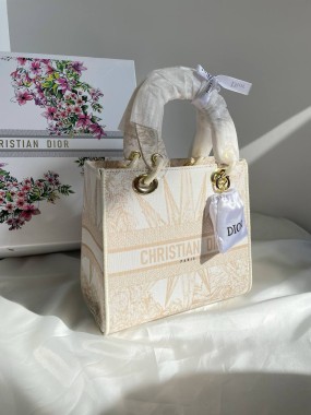 Dior Premium