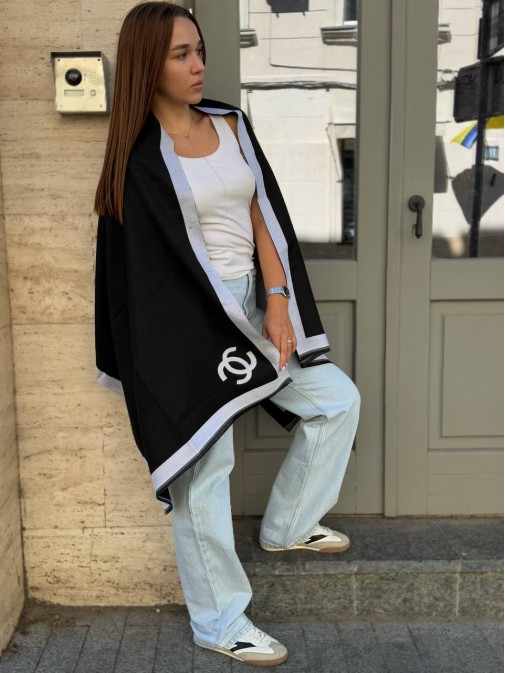 Шикарний палантин Chanel 