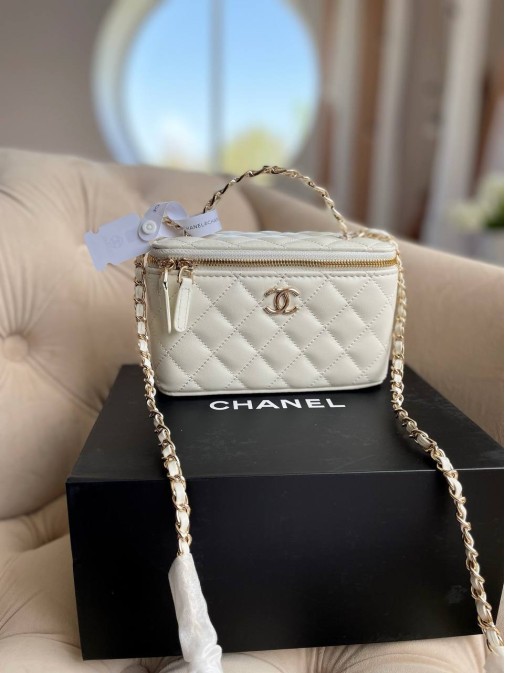Chanel Premium 
