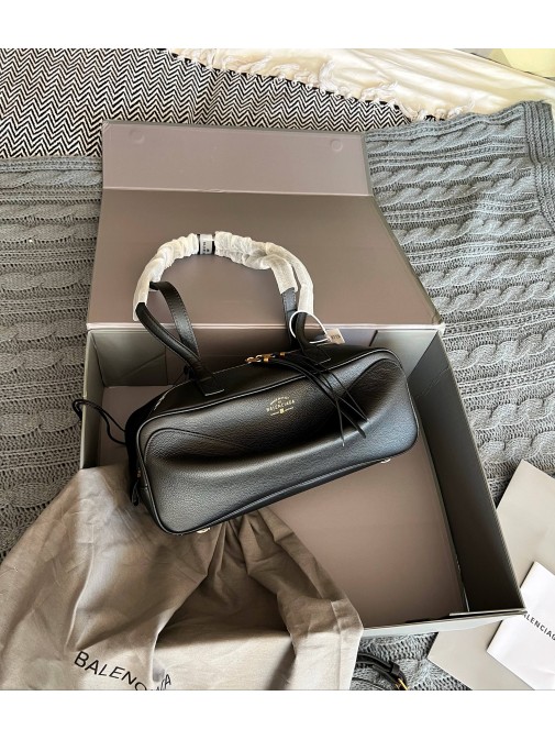 BALENCIAGA Premium 