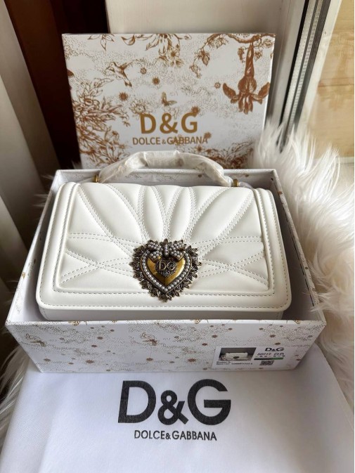 Dolce & Gabbana  