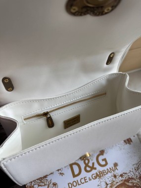 Dolce & Gabbana  