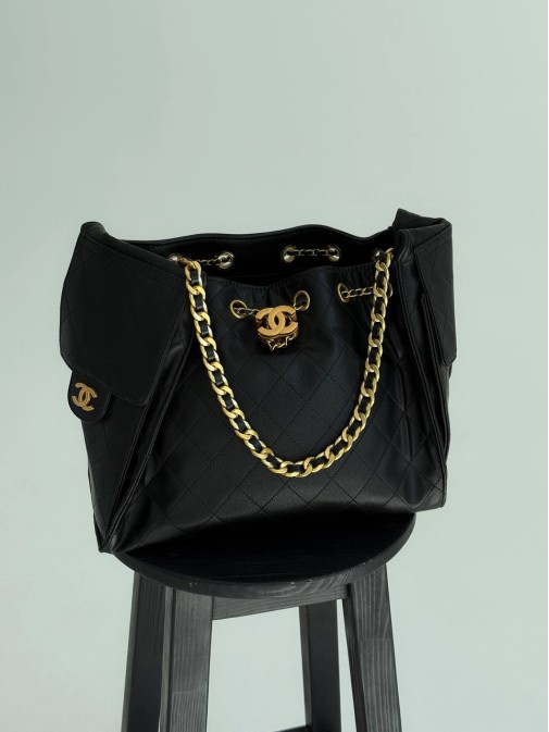 Chanel black Premium  