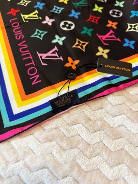 Платок Louis Vuitton Premium 