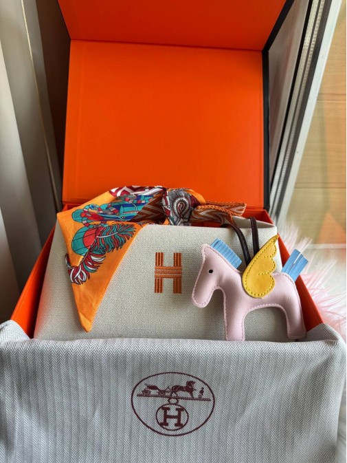 Hermes Premium  