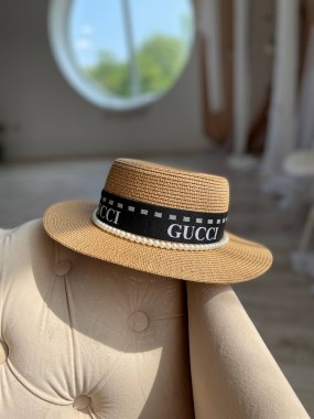 Соломʼяна шляпа Gucci