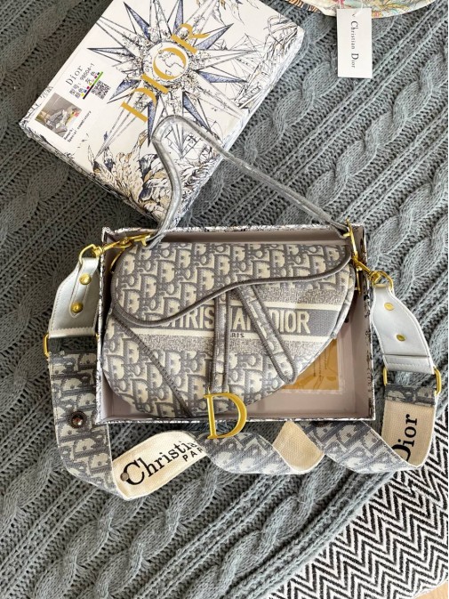 Dior Saddle