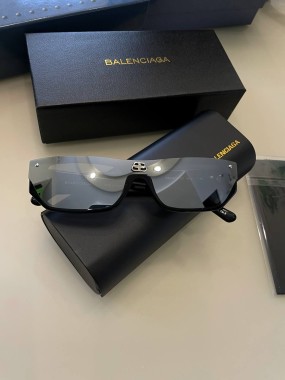 Окуляри Balenciaga