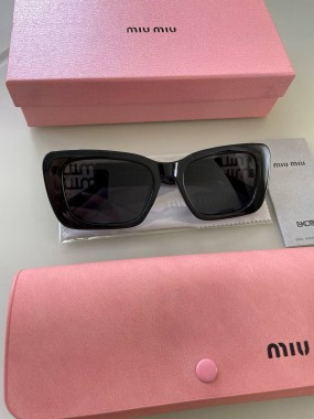 Окуляри Miu Miu 
