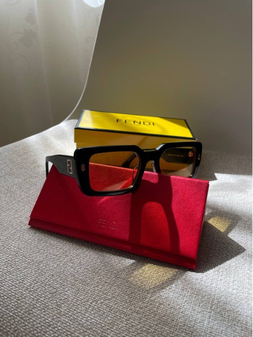Окуляри Fendi