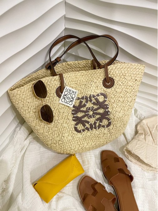 Соломʼяна сумочка Loewe